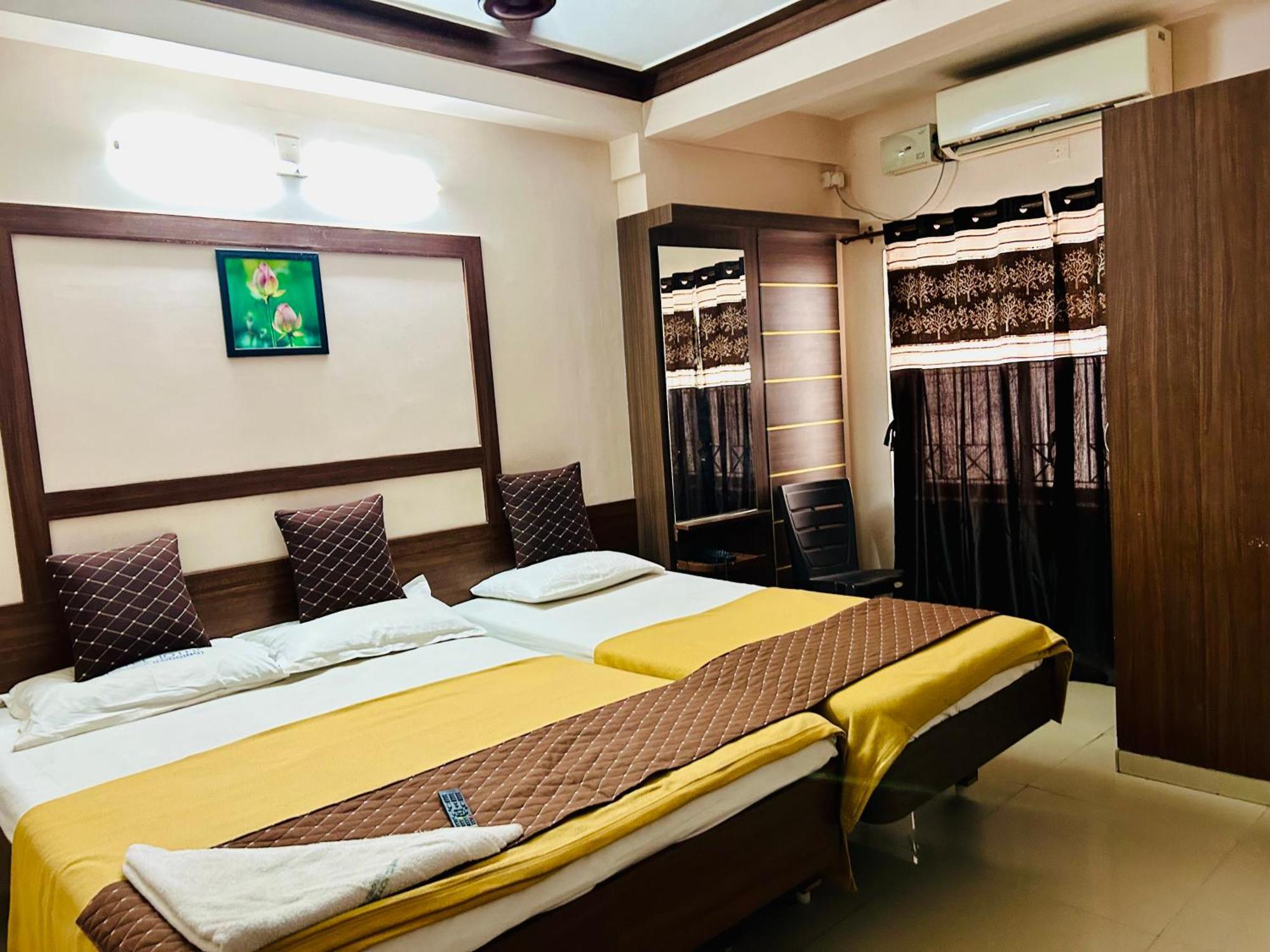 Hotel Jothi Коимбаторе Екстериор снимка