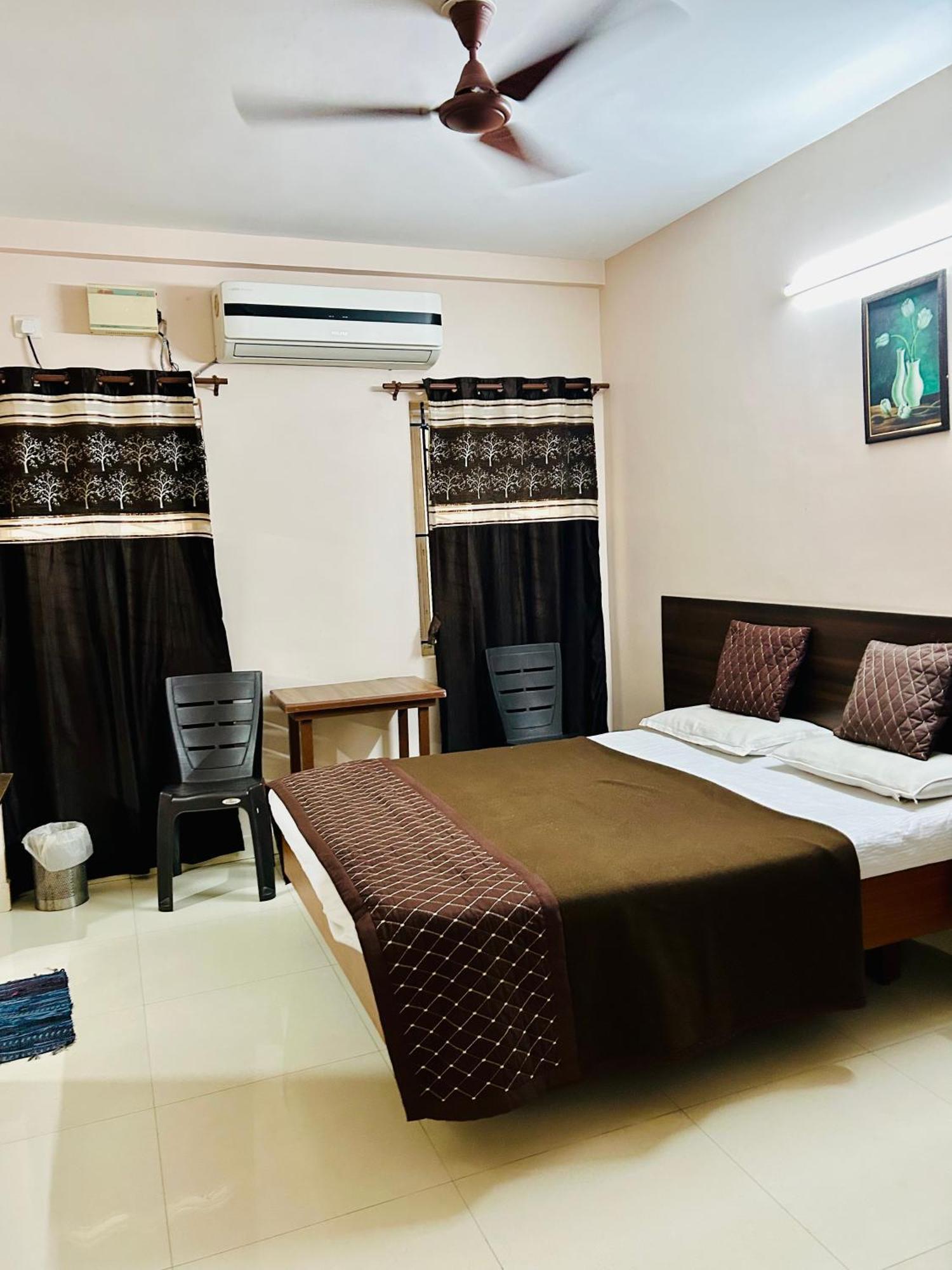 Hotel Jothi Коимбаторе Екстериор снимка