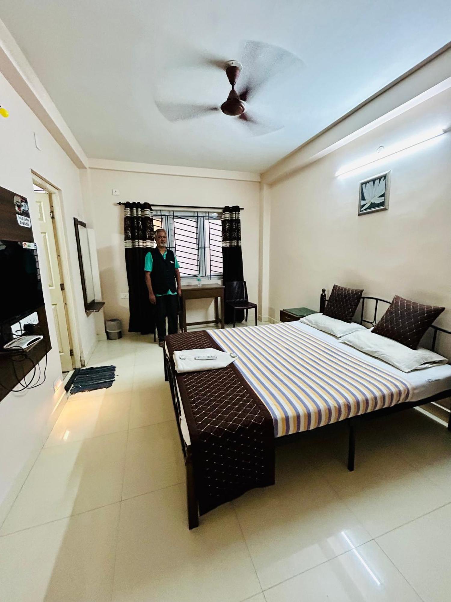 Hotel Jothi Коимбаторе Екстериор снимка