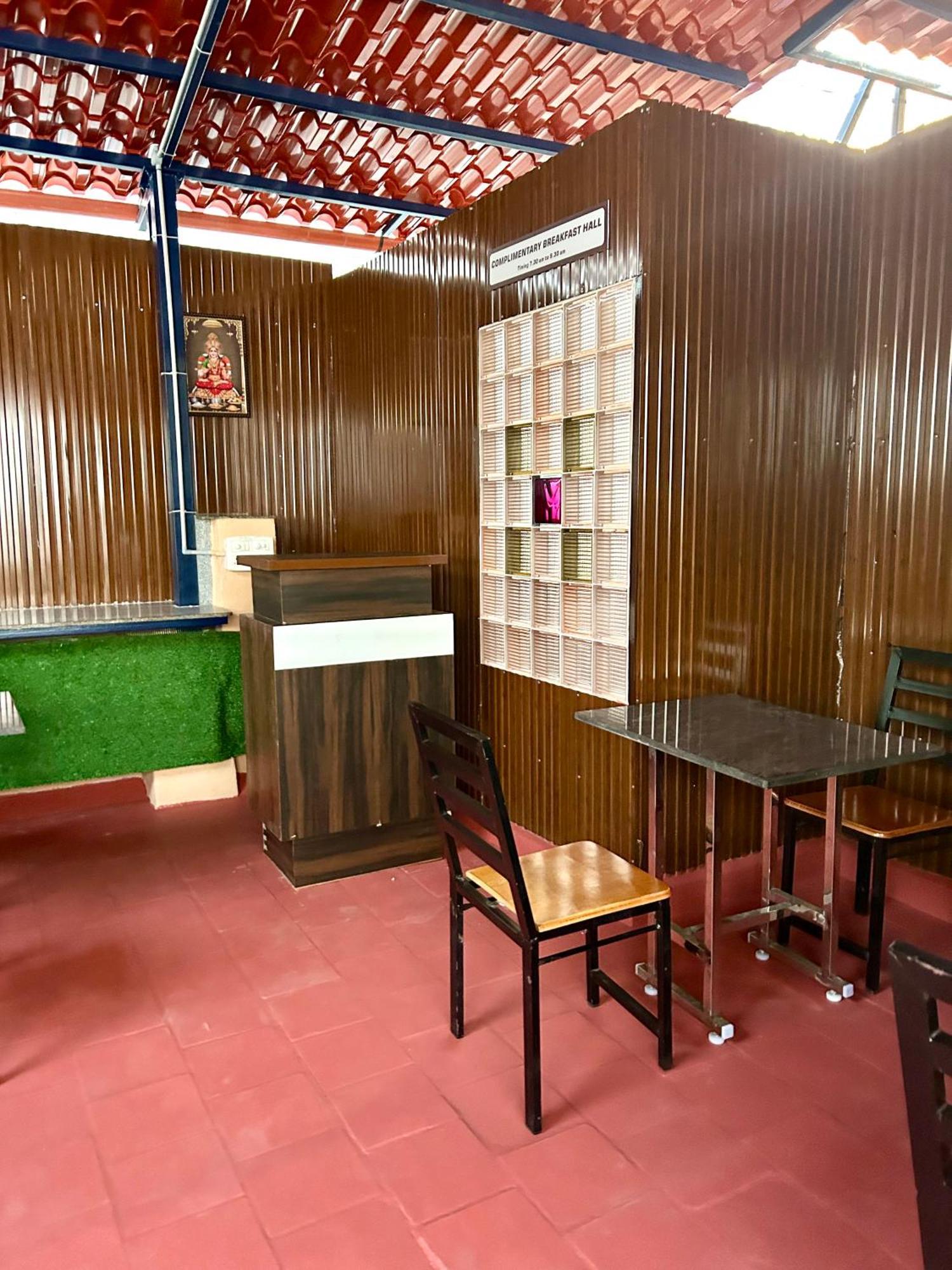 Hotel Jothi Коимбаторе Екстериор снимка