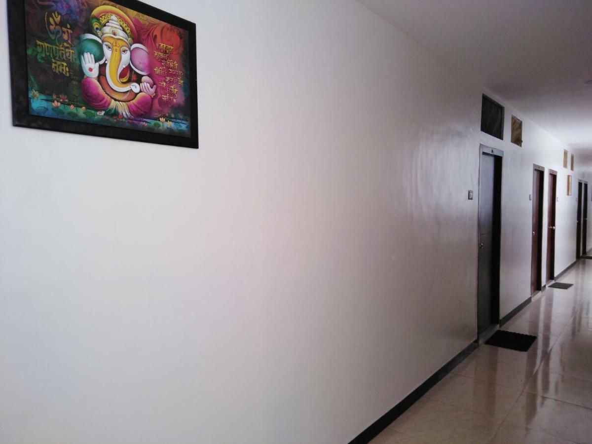 Hotel Jothi Коимбаторе Екстериор снимка