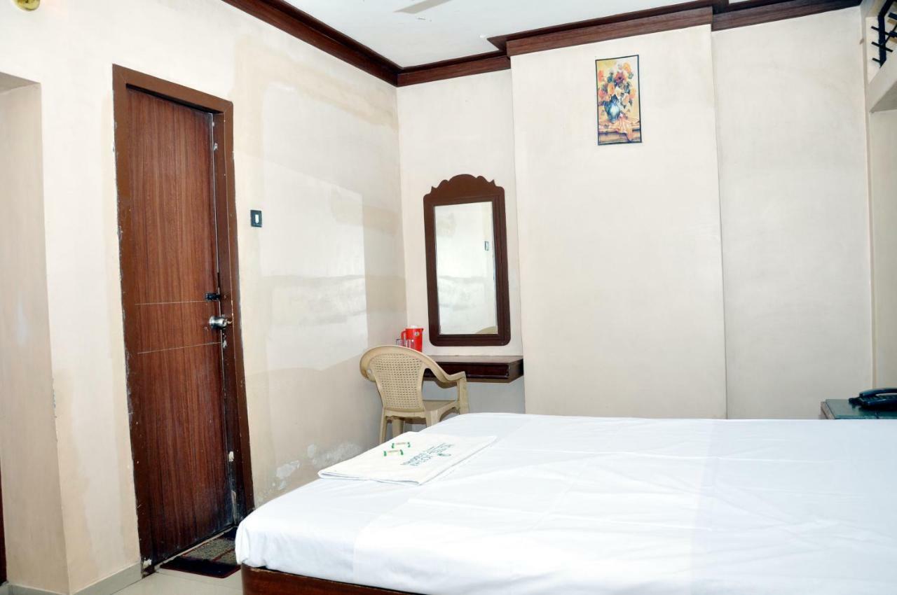 Hotel Jothi Коимбаторе Екстериор снимка